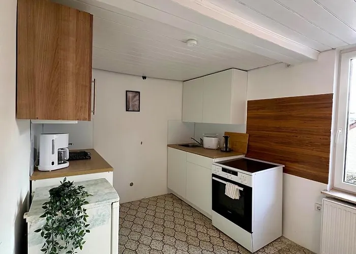 Apartment Geräumiges Monteurapartment 2 In Mit Parkplatz *